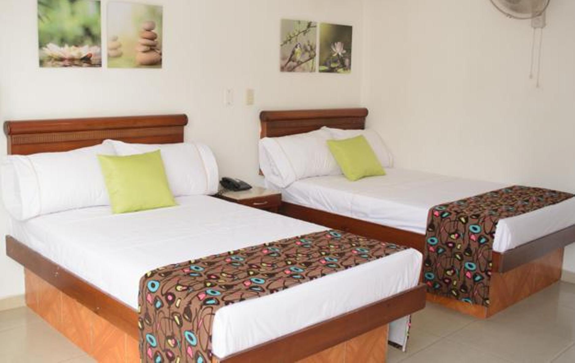 Hotel Alcaravan Medellín Buitenkant foto