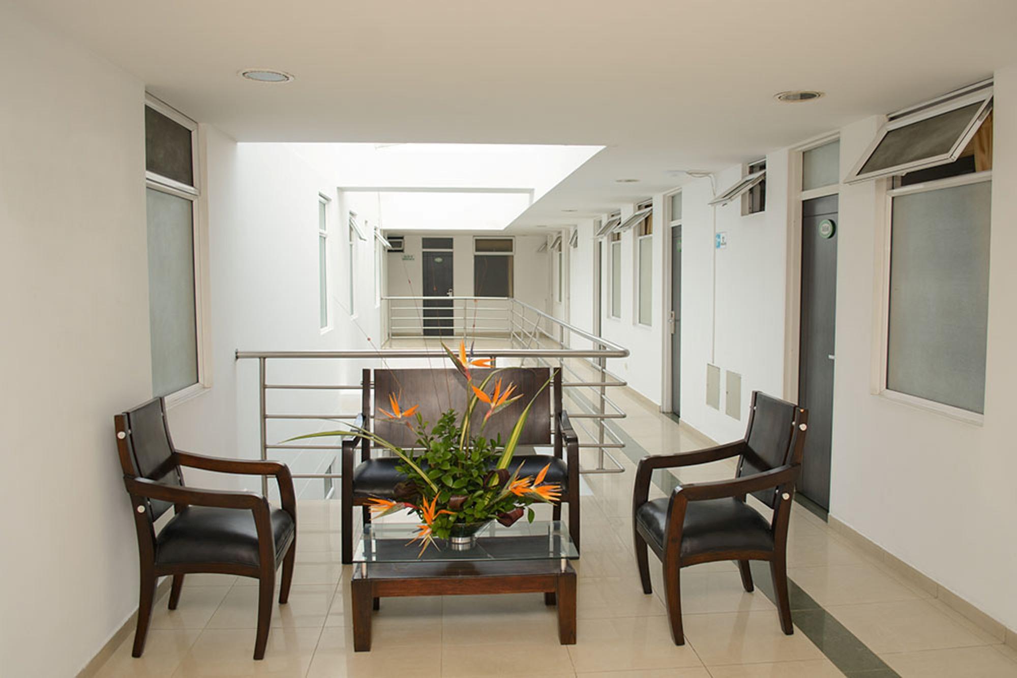 Hotel Alcaravan Medellín Buitenkant foto